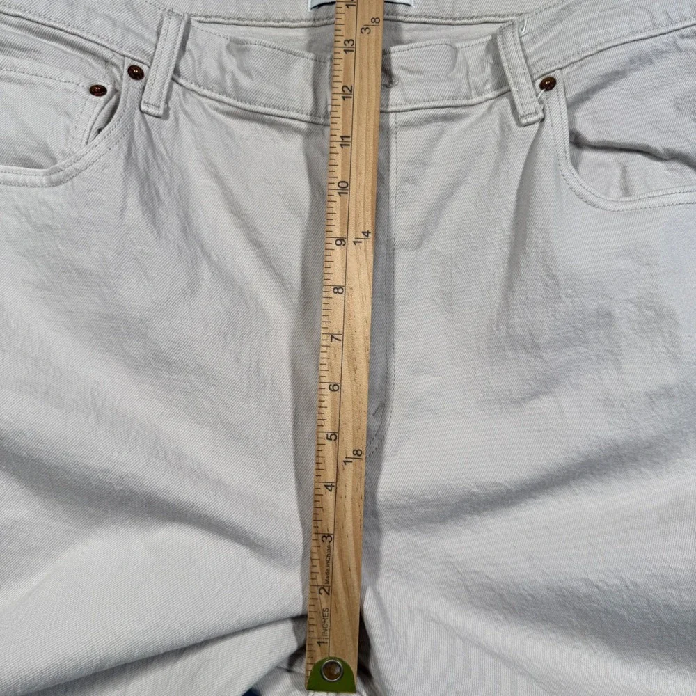 Abercrombie & Fitch 90s Straight Ultra High Rise Jeans Womens 16L Tan Neutral - Picture 6 of 8